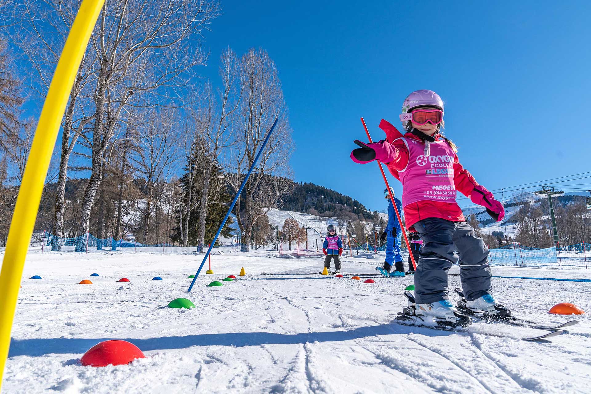 curso-de-esqui-infantil-escola-oxigênio-megève