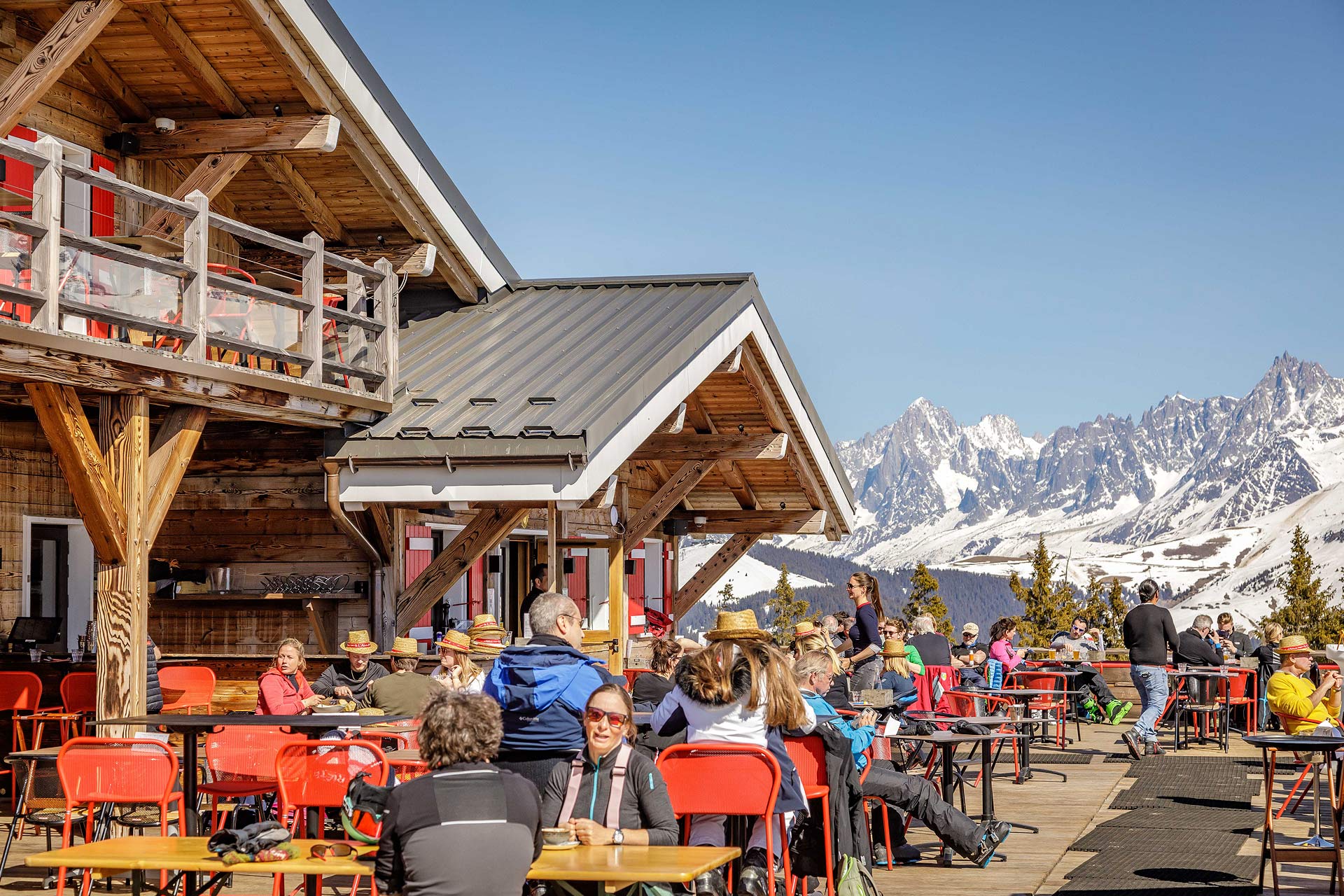 restaurants-piste-rochebrune-megeve-hiver_07