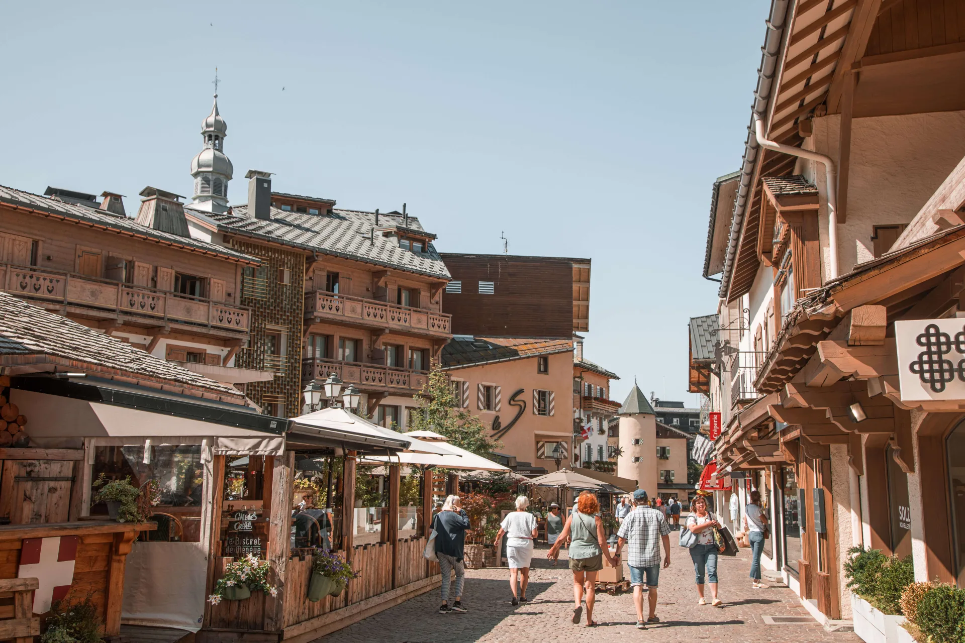 Centre village Megève en été