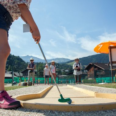 Mini-golf