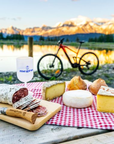 Manger à Megève en été