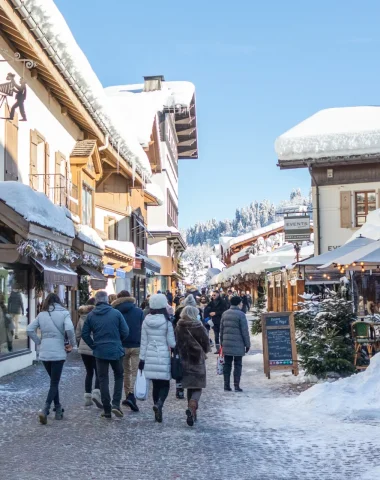 village neige et soleil